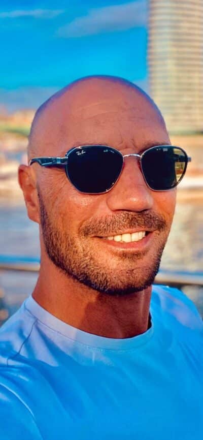 An image in Charles's male escort portfolio
