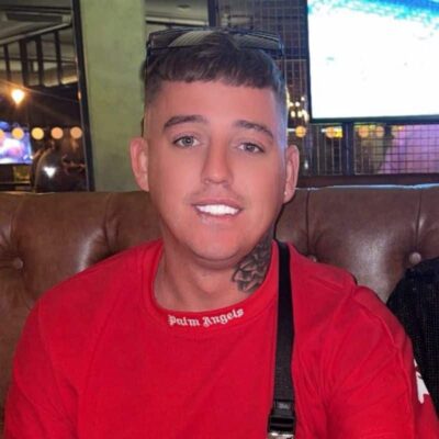 An image in Joshua's male escort portfolio
