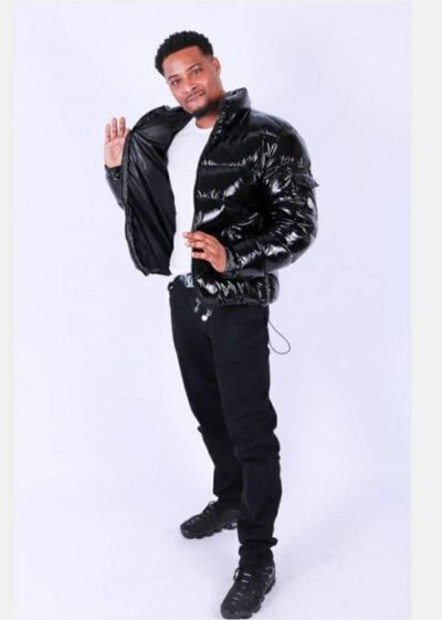 An image in Caramel Cuban's male escort portfolio