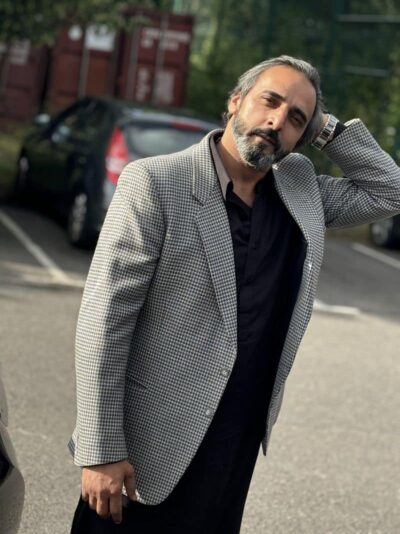 An image in Amer's male escort portfolio