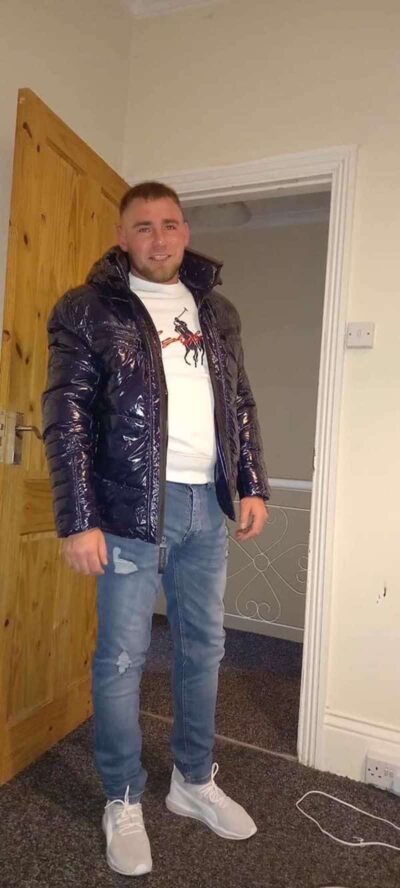An image in Dale's male escort portfolio