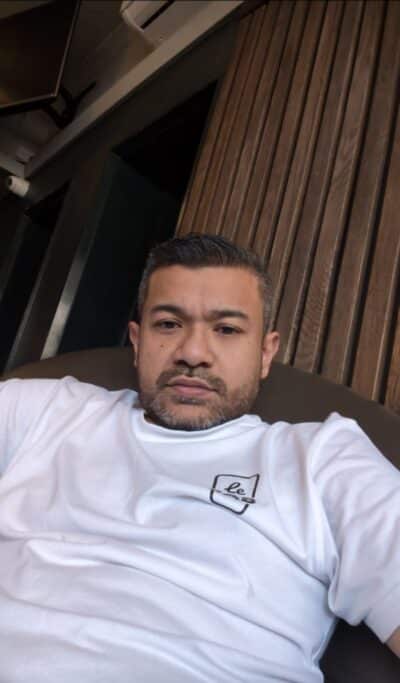 An image in Dave's male escort portfolio
