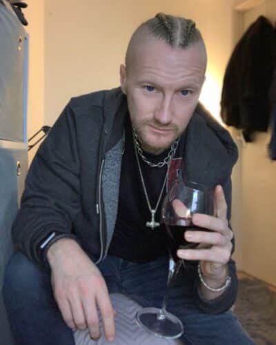 An image in Eirik's male escort portfolio