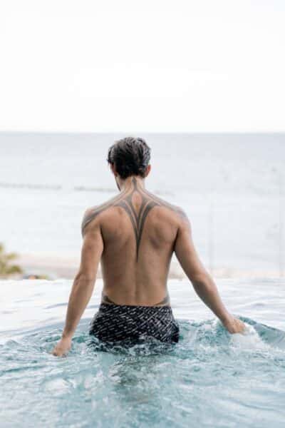 An image in Eros's male escort portfolio