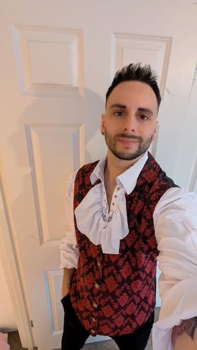 An image in Carl's male escort portfolio