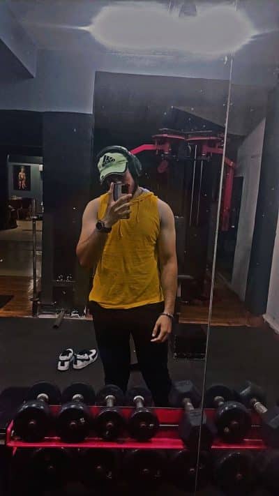 An image in Harj's male escort portfolio