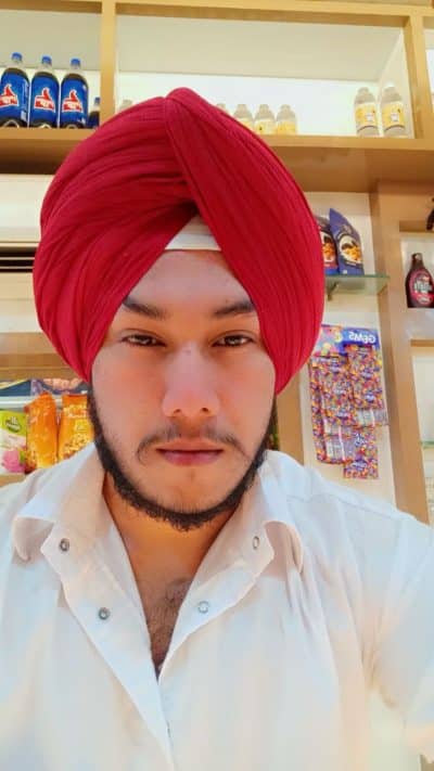 An image in Harj's male escort portfolio
