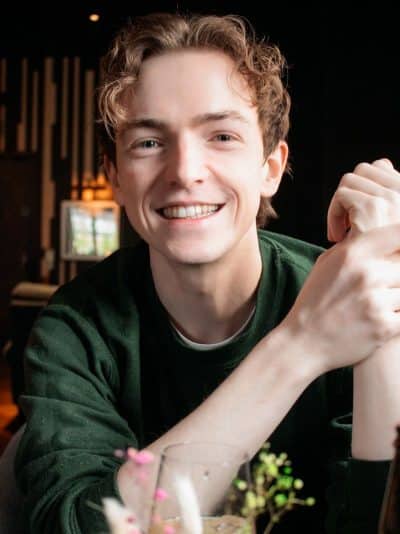An image in Harry's male escort portfolio