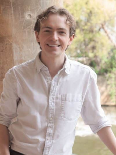 An image in Harry's male escort portfolio