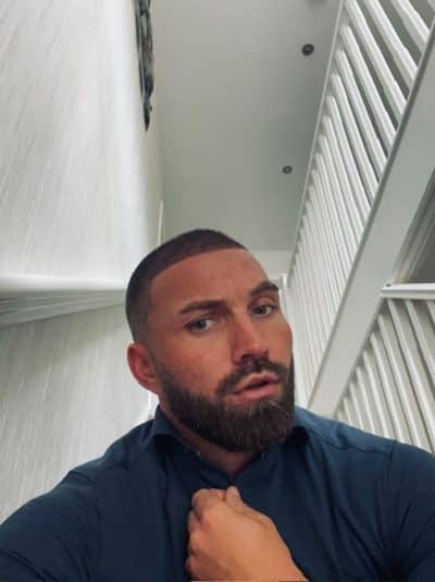 An image in Kieren's male escort portfolio
