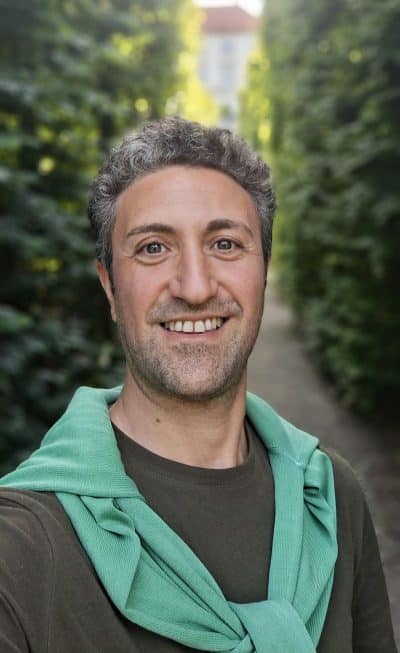 An image in Mike's male escort portfolio