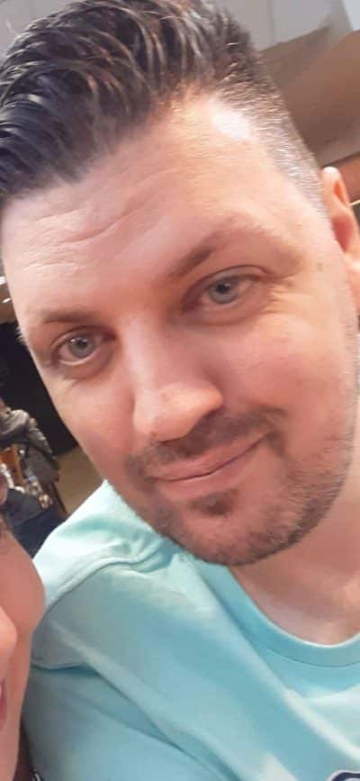 An image in Neil's male escort portfolio