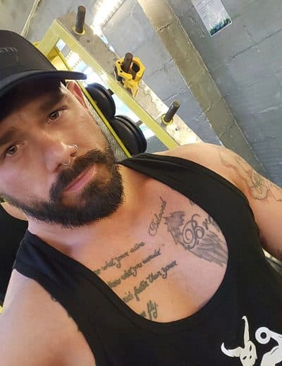 Male Escort Tye